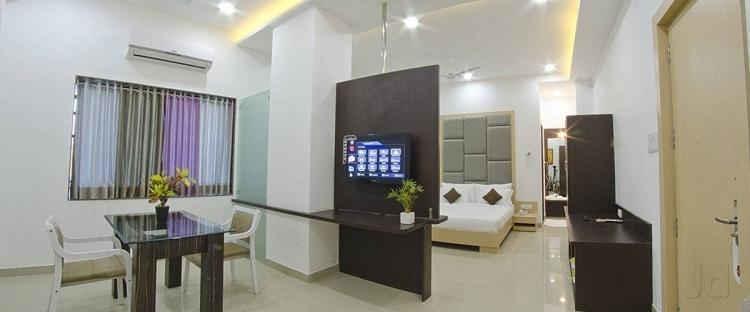 Jk Rooms 109 Hotel Mayur Ναγκπούρ Εξωτερικό φωτογραφία